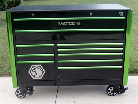 Also has power drawer. . Matco tool box
